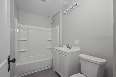 287 Mason St, Woonsocket, RI 02895 photo 16