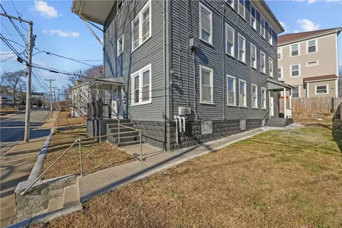 287 Mason St, Woonsocket, RI 02895 photo 40