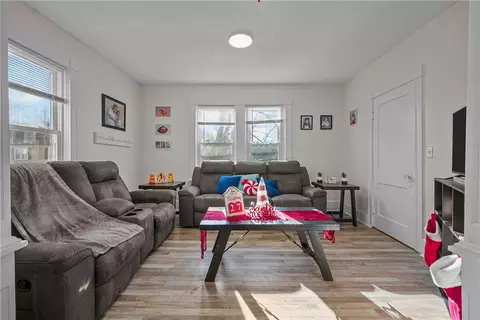 287 Mason St, Woonsocket, RI 02895 photo 10