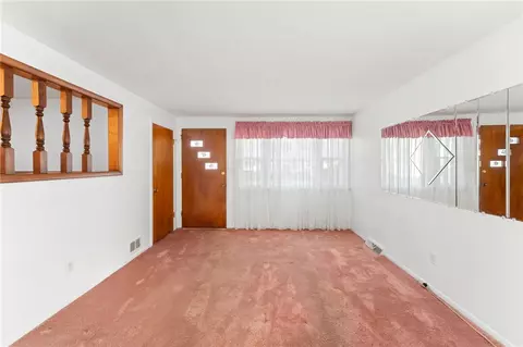 Living - 37 Eldridge Ave, Warwick, RI 02886 photo 1 of 4