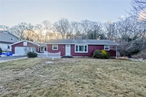 621 Black Plain Rd, North Smithfield, RI 02896
