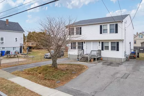 214 Grosvenor Ave, East Providence, RI 02914