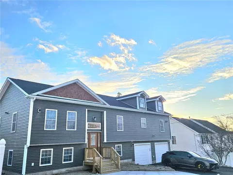 1 Canete St, North Providence, RI 02904