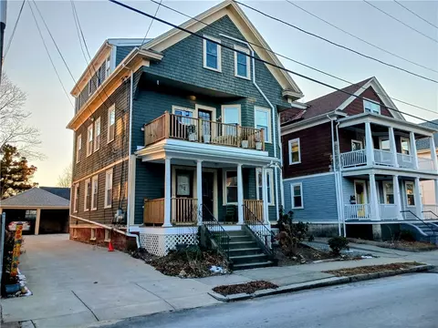 119 Fourth St #1, Providence, RI 02906