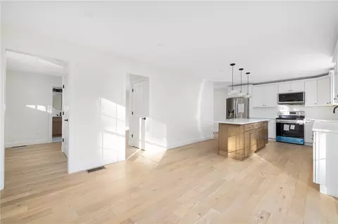 Entry Way - 21 Echo Rd, Glocester, RI 02814 photo 1 of 6