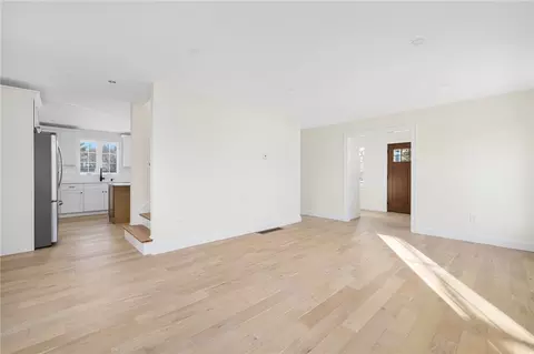 Living - 21 Echo Rd, Glocester, RI 02814 photo 3 of 4
