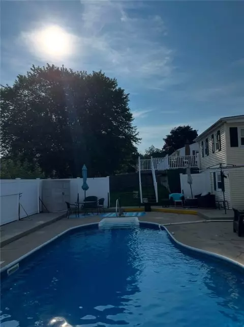 88 Carey Ct, Woonsocket, RI 02895 photo 23