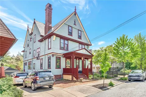 185 Brown St, Providence, RI 02906