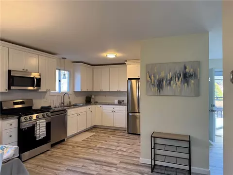 140 Springfield Ave, Johnston, RI 02919