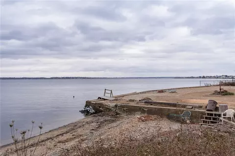 View/Area - 283 Bellman Ave, Warwick, RI 02889 photo 3 of 3