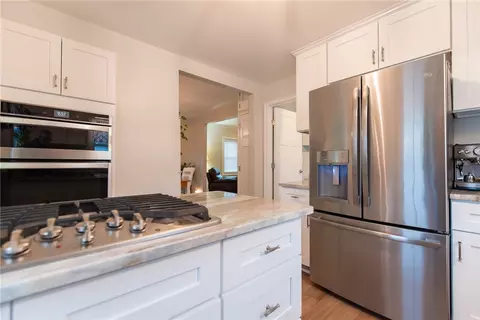 Kitchen - 283 Bellman Ave, Warwick, RI 02889 photo 4 of 6