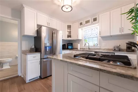 Kitchen - 283 Bellman Ave, Warwick, RI 02889 photo 2 of 6
