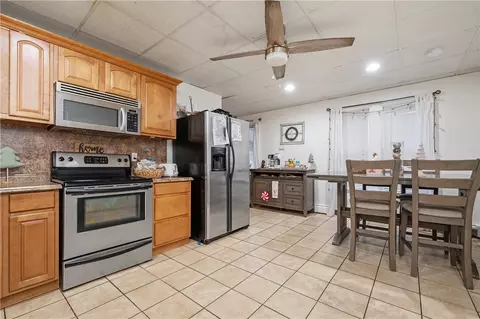43 Rivulet St, Woonsocket, RI 02895 photo 6