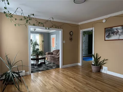 189 Aylsworth Ave, Woonsocket, RI 02895 photo 7