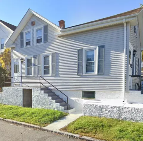232 Sunbury St, Providence, RI 02908