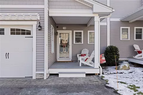 5 Desiree Ct #B, Smithfield, RI 02917