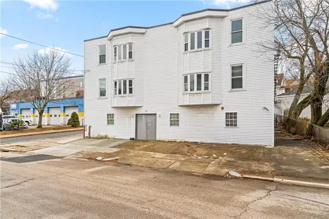9 Wilson Ave, Woonsocket, RI 02895 photo 28