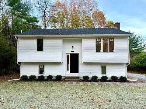 2233 Kingstown Rd, South Kingstown, RI 02881
