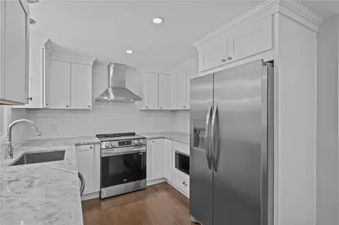 62 Old Spring Rd, Cranston, RI 02920