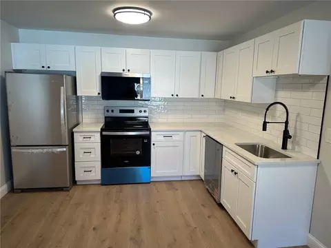 319 Privilege St #6, Woonsocket, RI 02895 photo 2