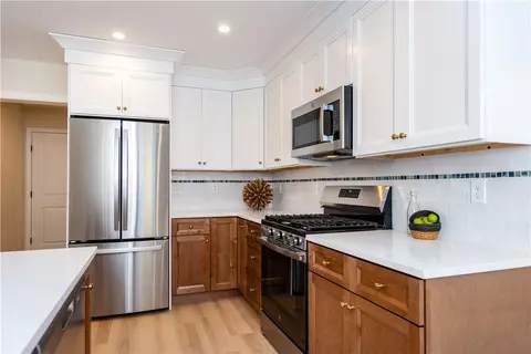 71 Logan St, Warwick, RI 02889 photo 17