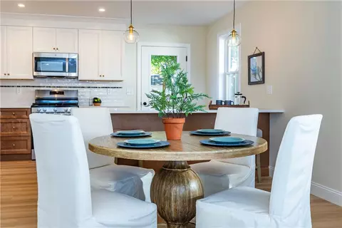 71 Logan St, Warwick, RI 02889 photo 10