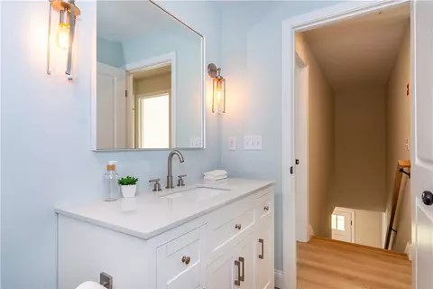 71 Logan St, Warwick, RI 02889 photo 28