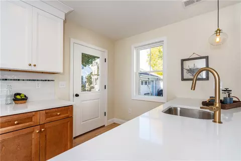 71 Logan St, Warwick, RI 02889 photo 20