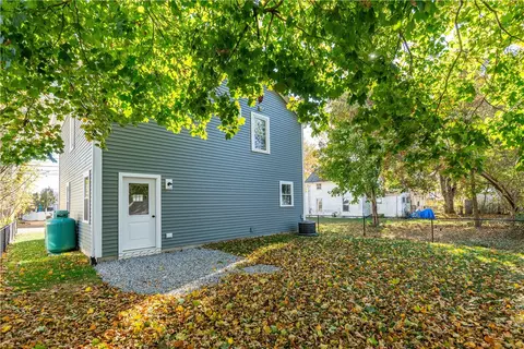 71 Logan St, Warwick, RI 02889 photo 45