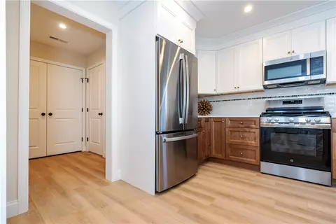 71 Logan St, Warwick, RI 02889 photo 22