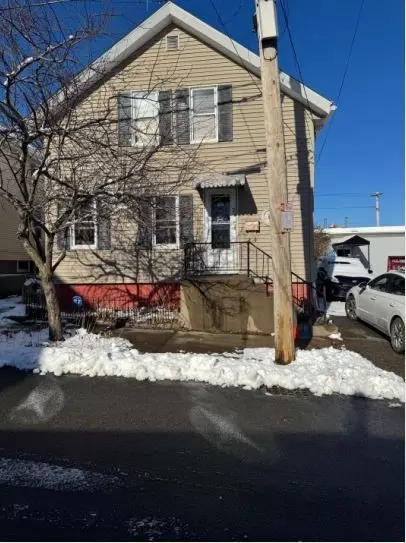 29 Eudora St, Providence, RI 02903