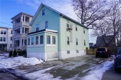 20 Prentice Ave, Pawtucket, RI 02860