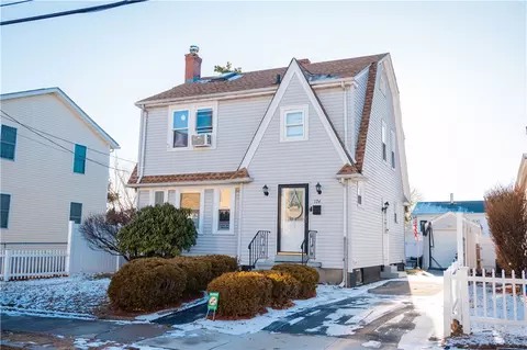 174 Salina St, Providence, RI 02908
