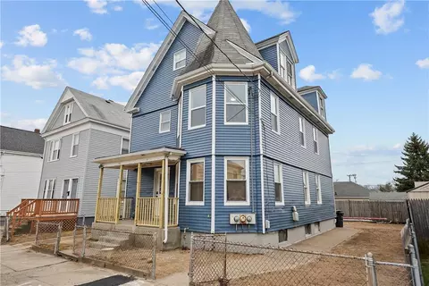 45 Melrose Ave, Pawtucket, RI 02860