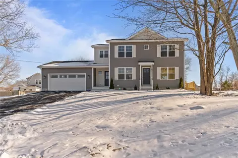 34 Theresa Ave, Johnston, RI 02919