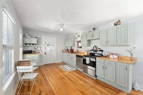 Kitchen - 5 Beacon St, Westerly, RI 02891 photo 2 of 3