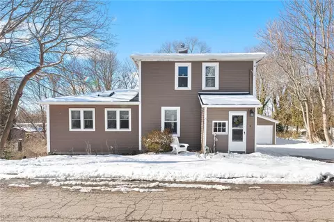 5 Beacon St, Westerly, RI 02891