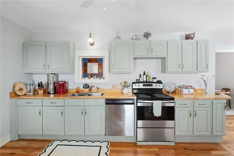 Kitchen - 5 Beacon St, Westerly, RI 02891 photo 3 of 3