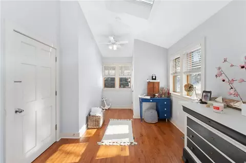 Entry Way - 5 Beacon St, Westerly, RI 02891 photo 1 of 2
