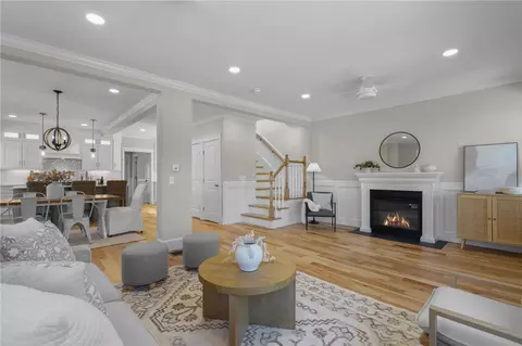 894 Main St, Warren, RI 02885 photo 14