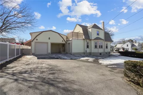894 Main St, Warren, RI 02885 photo 48