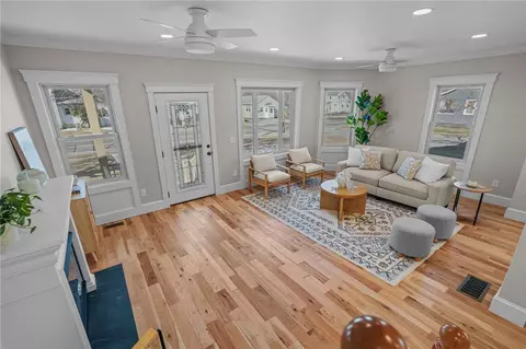 894 Main St, Warren, RI 02885 photo 27