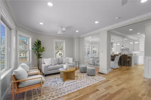894 Main St, Warren, RI 02885 photo 15