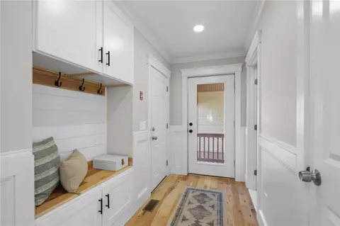 894 Main St, Warren, RI 02885 photo 17