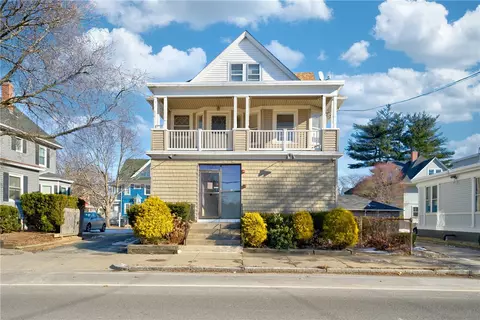 1594 Broad St, Cranston, RI 02905