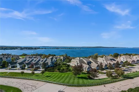 71 Starboard Dr #440, Tiverton, RI 02878