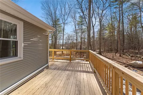 95 Saunders Brook Rd, Glocester, RI 02814 photo 9