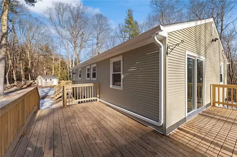 95 Saunders Brook Rd, Glocester, RI 02814 photo 6