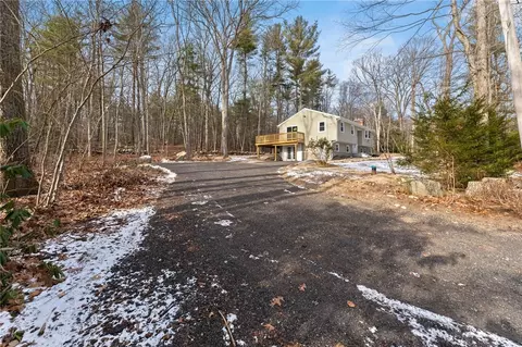 95 Saunders Brook Rd, Glocester, RI 02814 photo 4