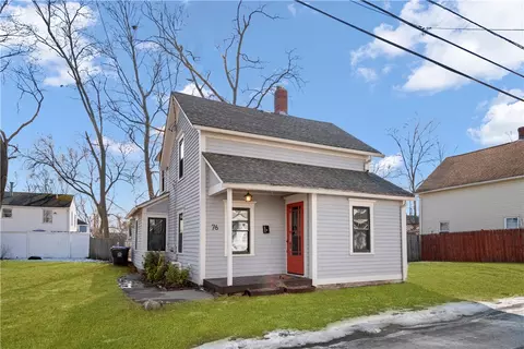 76 Cedar Ave, East Providence, RI 02915